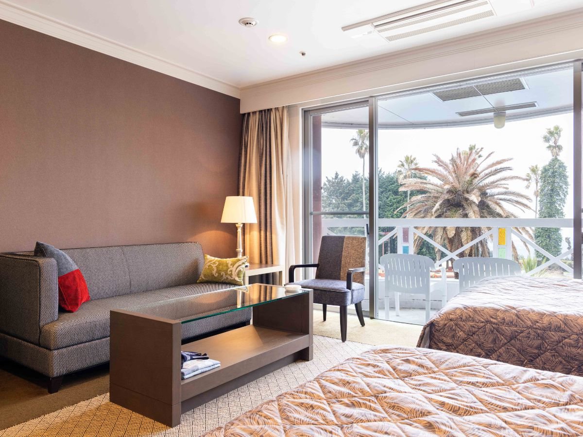 �C���c�C��