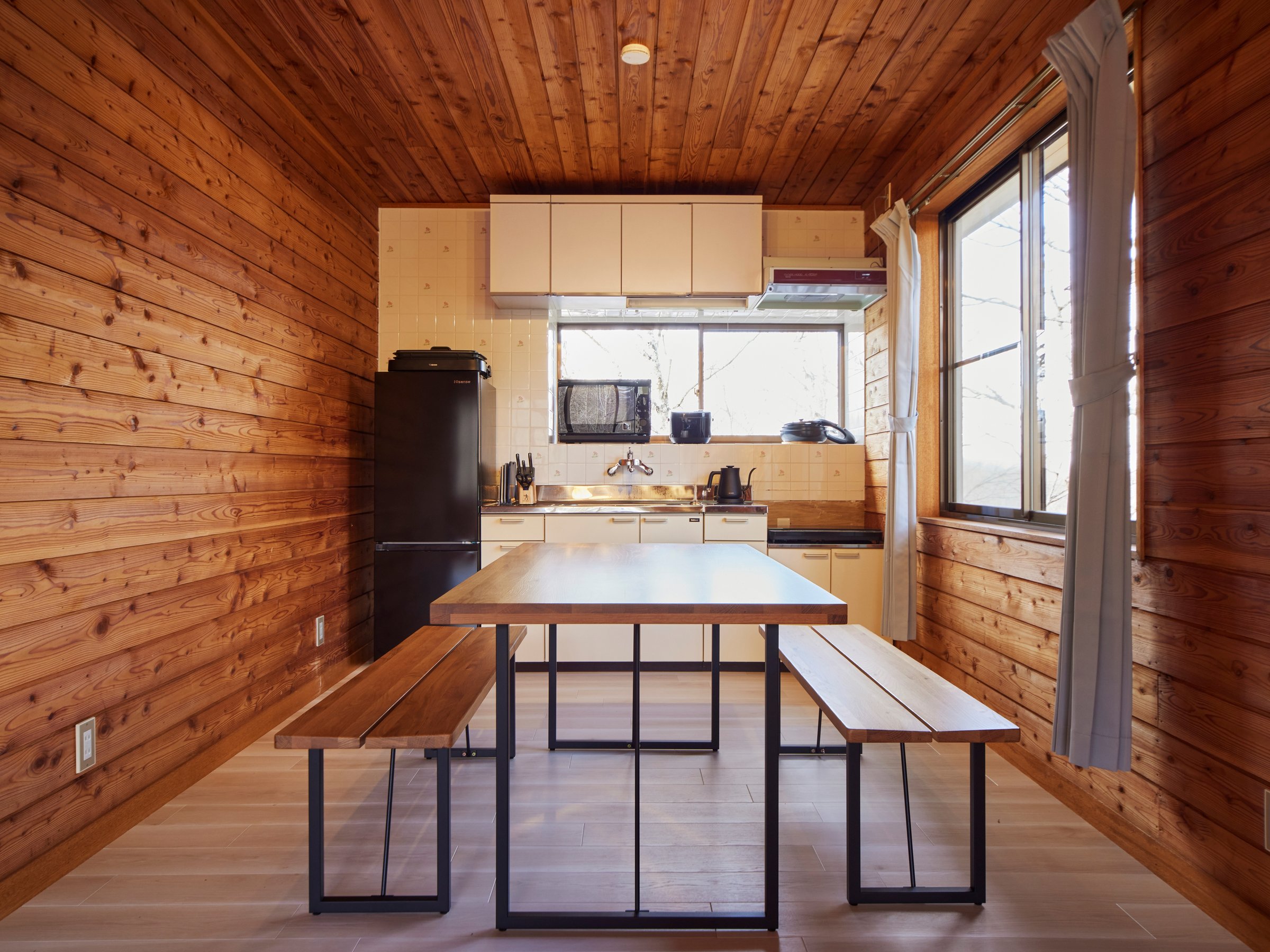 �L�b�`�����_�C�j���O�X�y�[�X