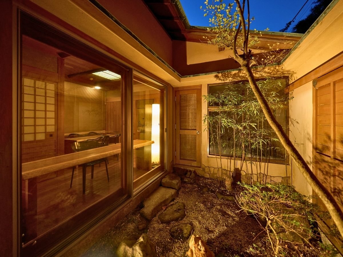 yzCgAbvŌzIȖ̃Xy[XɁB Ϗܗp̂ߒւ̗͂B