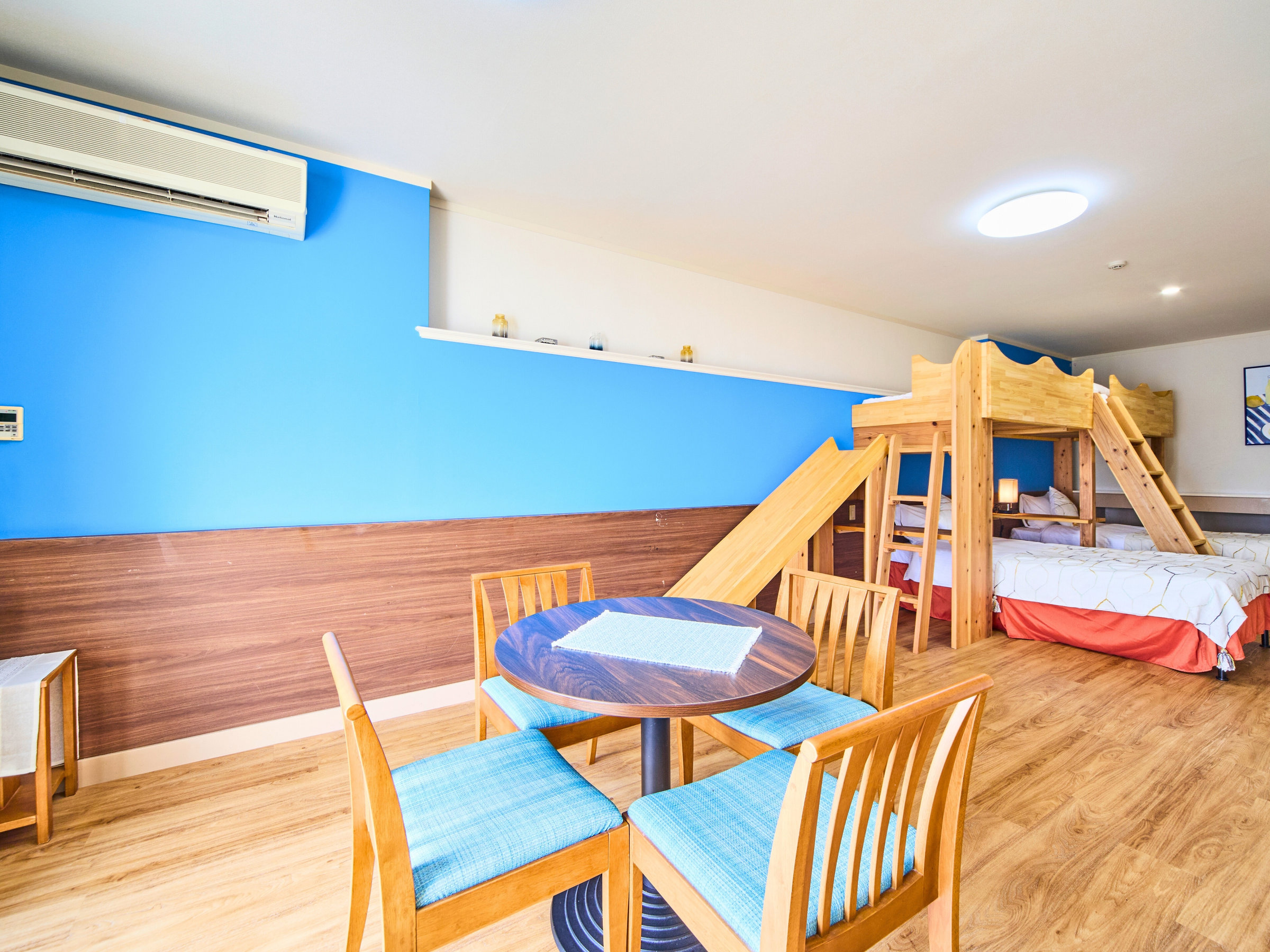 �����t���t�@�~���[���[��