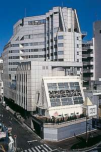徳島駅より徒歩1分