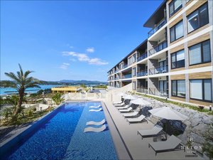 BATON SUITE ����ÉF�����i�o�g���X�C�[�g�j�̎ʐ^