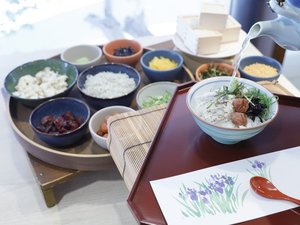 朝食 日替り鯛茶漬け