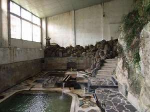 �y�R�`��:�V���E�ŏ�z�ԑq���� ����̏h �O�V��