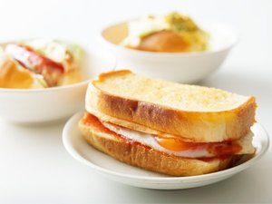 和食から洋食、飲み物も豊富!ホテル自慢の朝食バイキング食べ放題をご堪能下さい♪