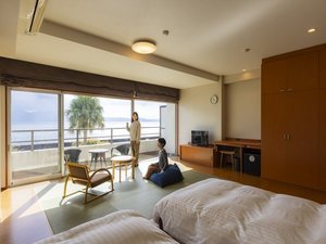 錦江湾からの心地よい風感じられるバルコニー付付き和洋室