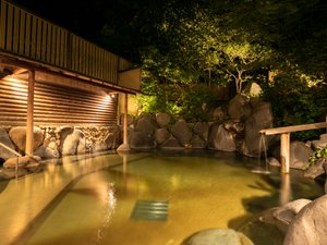 【温泉】木肌の湯「浮殿」露天風呂
