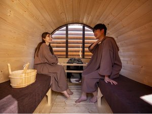 フィンランド式サウナ:利用料1泊12,000円(利用時間無制限)