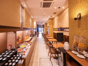 朝食会場