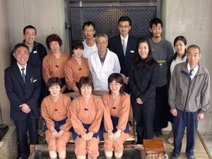 スタッフ一同です。心を込めておもてなし致します。