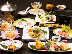2026年7月8月《お献立一例》料理長厳選の旬食材を使った、「夏」の和洋折衷創作会席膳です♪