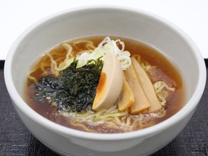 毎年お月見イベントで大好評の「月見そば」がこの度定番化しました!! 是非ご賞味ください!!