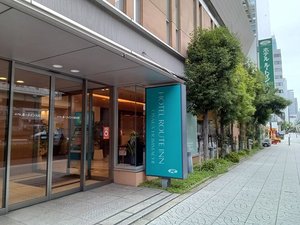 ホテルに立体駐車場を併設♪地下鉄なら阿波座1号出口を出てまっすぐ!