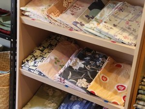 �P�O��ނ̒����炨�I�т���������F����