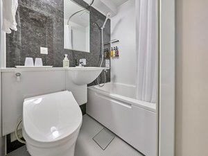 �Z�~�_�u�����[���y���j�b�g�o�X�z
