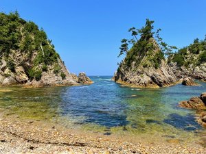 【浦富海岸】山陰ジオパークにも認定されている、鳥取有数の観光地は宿からお車約13分。