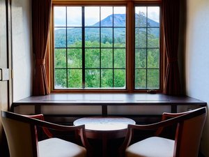 y]z͗YȈx܂BR̋q̂݁B