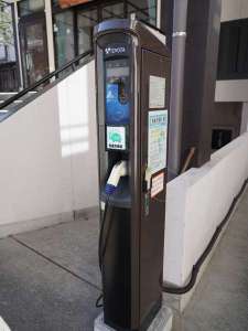 EV�ԗp�[�d��