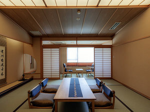 【和室10畳】日本人の遊び心が感じられる数奇屋作りのお部屋