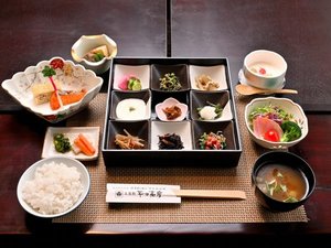 朝食