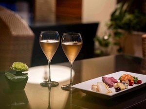 �A�y���e�B�t�^�C���@�V�����p����J�N�e���A�A�y�^�C�U�[�����p�ӂ��Ă���܂��B