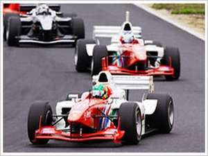 ���R���ۃT�[�L�b�g�ŊJ�Â����Formula Nippon