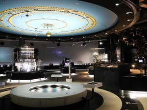 【当館から地下鉄で約25分】世界最大級のプラネタリウムがあり、体験型の展示が豊富「名古屋市科学館」
