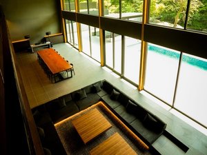 G.O.A.T. The Summit Club̎{ݎʐ^1