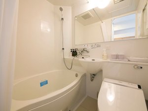 ◆プレミアムシングル|ユニットバス(幅広のたまご型バスタブ導入)