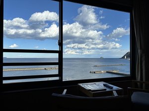 海側10畳:禁煙バス付きトイレ付き