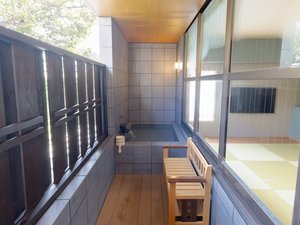 2024年10月リニュ−アルオ−プン テラス付半露天風呂客室