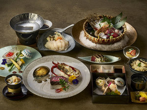 ■【プレミアムコース】「伊勢海老」を含む<3大美味>を味わえる最上級コース!メインは勿論「薪焼き」で