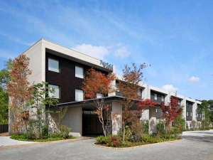 �y�Ȗ،�:�F�s�{�z�t�F�A�t�B�[���h�E�o�C�E�}���I�b�g�E�Ȗ؉F�s�{