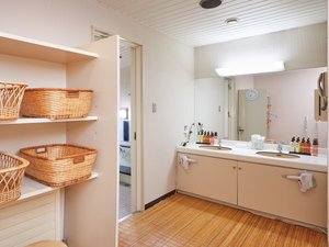 大浴場大浴場脱衣場