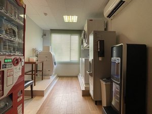 【別館1階】 コインランドリー・製氷機・ウォーターサーバー