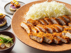 朝食ライブキッチン(とんかつ)