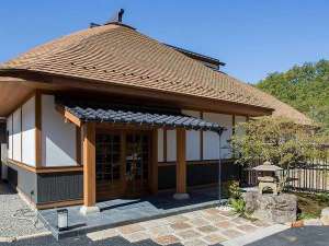 みやまダイニング畔外観