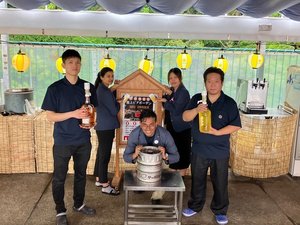 スタッフ一同お待ちしております♪