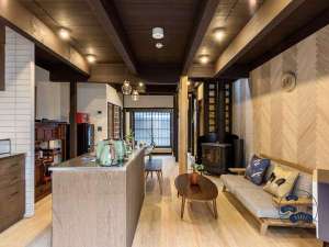 【京都府京都市内河原町・烏丸・大宮周辺の京町家の貸切り宿】香柏 二条