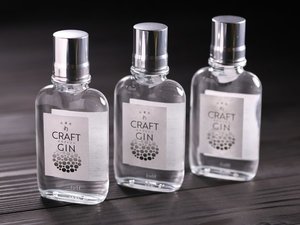 【自社ブランド「の」クラフトジン】道産素材を使った香り豊かな仕上がり