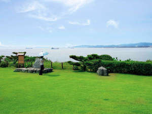 インスタ映えスポット！徒歩１分の絶景海洋庭園、江戸時代の見張り台場跡「番所庭園」
