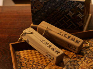 �y�O�͉����فz���[���L�[