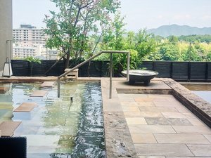 露天風呂『金湯』