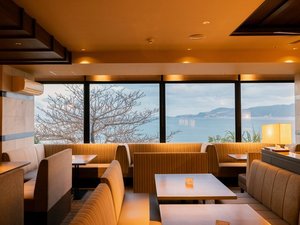 Seaside Restaurant(2F)