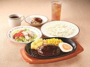 【朝食会場 3F サイゼリヤ】ハンバーグモーニング