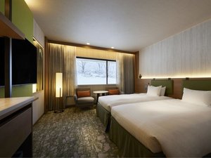 �y�X�^���_�[�h�c�C���z2025�N12�����j���[�A���I�[�v��