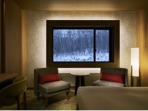 �؂������G��̂悤�ȕ��i�ɃR�R��������܂�