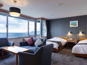 �y�É���:�M�C�z�z�e���j���[�����݂�