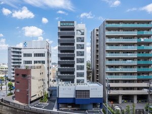 【ホテル南側外観】