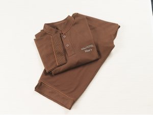�y�ٓ����z�㉺�ʂ̊ٓ����Ńz�e�����������p���������܂��BLL�T�C�Y�����p�ӂ��Ă���܂��B